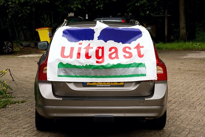 Uitgast spandoek 2020