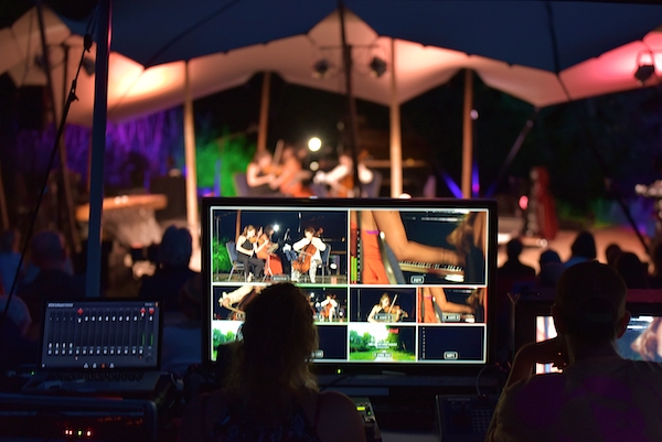 Livestream 2023 Uitgast Festival - Napret zaterdagavond Uitgast 2022